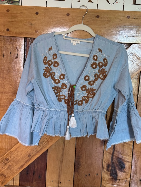 POL Tops - POL NWOT Light Blue Embroidered Peasant Top with Tassels - Size M